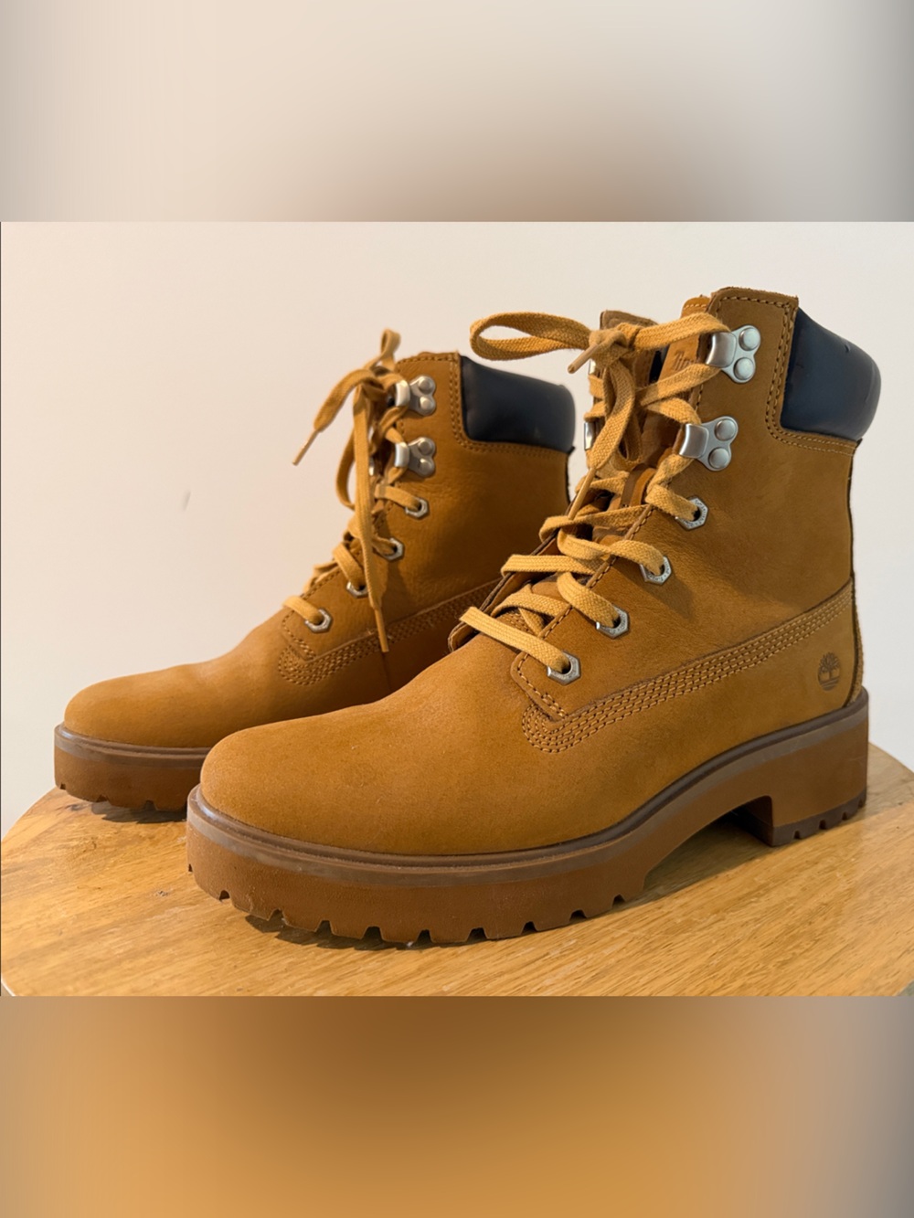 Timberland Women's Tan Suede Lace-Up Ankle Boots